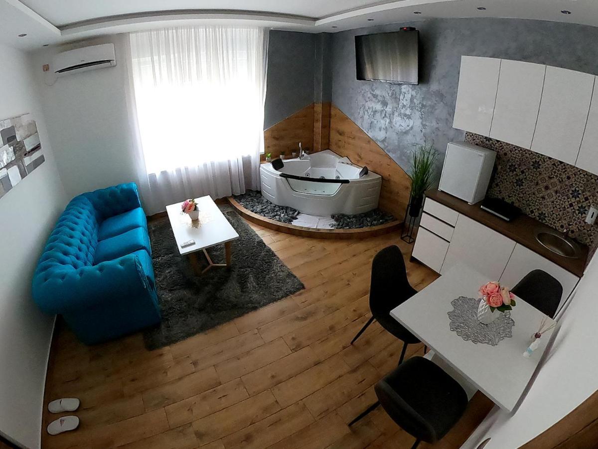 Canti Apartments Novi Sad Exteriör bild
